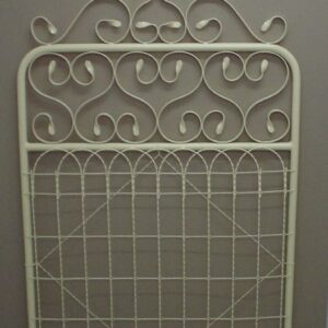 Big Red Heritage Wire gate- Balmain