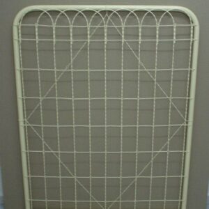 Big Red Heritage Wire gate- Franklin