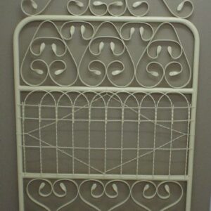Big Red Heritage Wire gate- Cambridge